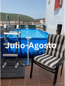 Piscina compartida con el otro piso Piscina de Julio-Agosto